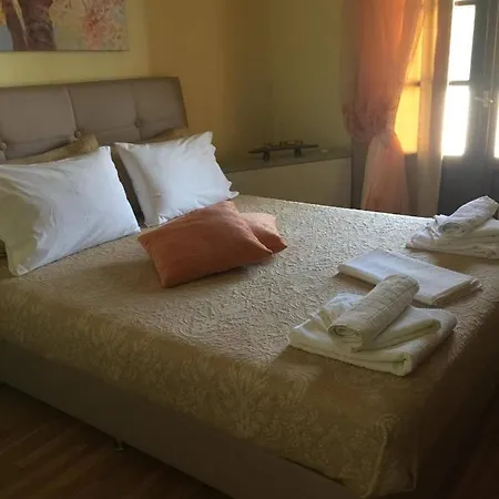 Palio Tsifliki Villa *